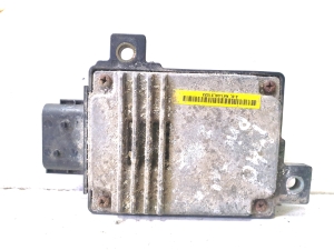 Steuergerät - 330403R800