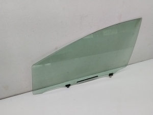 TOYOTA Prius W30/35 (2009–2015) Esiukse klaas 6810247072 - 2