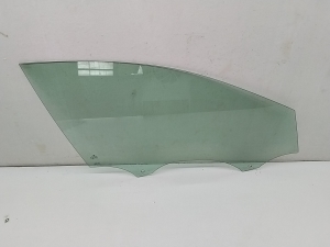 Fenster Scheibe Tür vorne - 5G4845202B