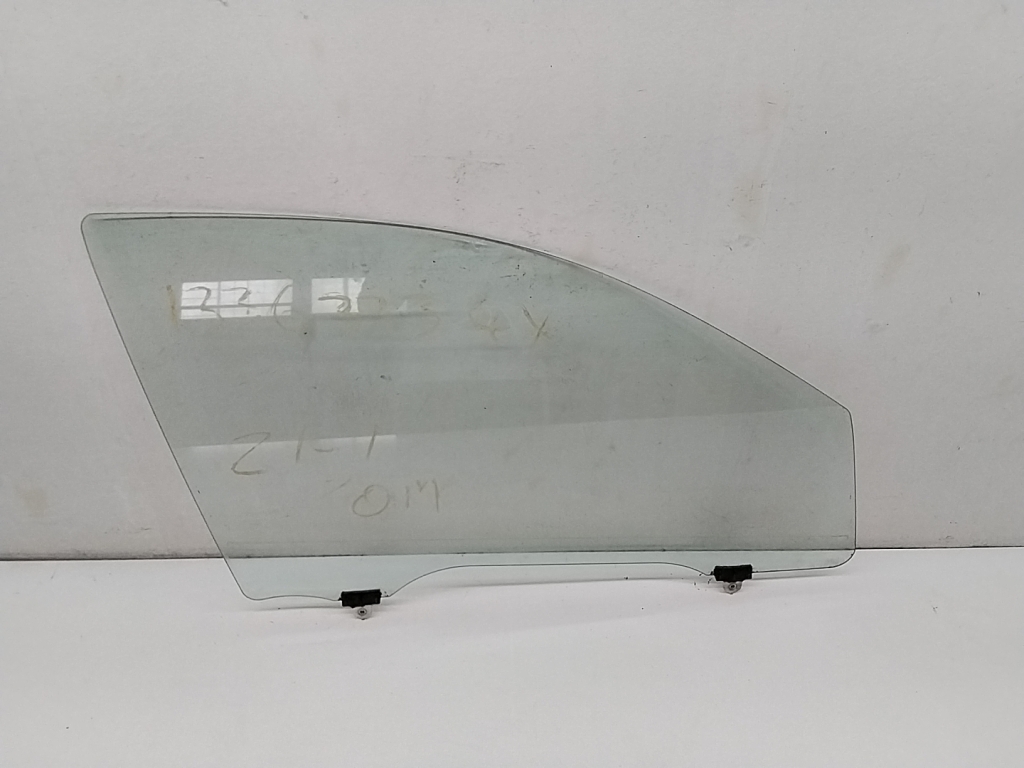 Mitsubishi ASX (2010–2026) Fenster Scheibe Tür vorne 5706A272 Mitsubishi ASX (2010–2026) Fenster Scheibe Tür vorne 5706A272