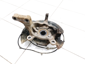 NISSAN Leaf II (2017–2026) Front wheel hub - 5