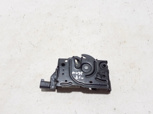 Ford Mustang Mach-E Mach-E (2020–2026) Serrure de capot LJ8A16700AD - 2