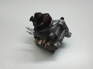 Peugeot 208 (2012–2019) Fuel pump 0445010516 - 2