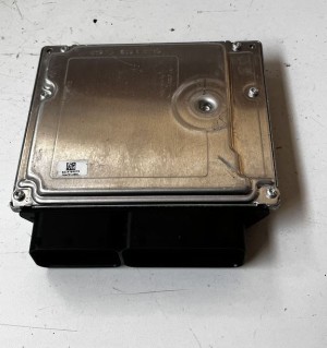 BMW 5 SERIES E60 (2003–2010) Motorsteuergerät 0281015043 - 2