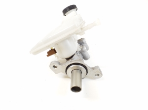 Opel Corsa F (2019–2026) Brake master cylinder - 3