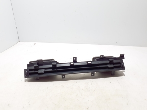 Grilles de ventilation du tableau de bord - LJ8B19893A
