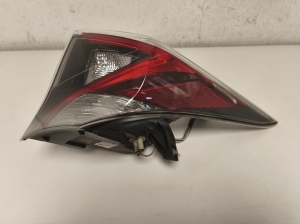 TOYOTA Prius W50 (2015–2020) Eckleuchte hinten 8155047281 - 2