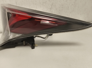 TOYOTA Prius W50 (2015–2020) Eckleuchte hinten 8155047281 - 8