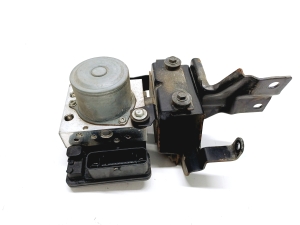 NISSAN Leaf II (2017–2026) ABS unit 476605SH0A - 4