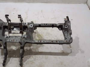 Ford Mustang Mach-E Mach-E (2020–2026) Traverse de tableau de bord LJ9BR04545AE - 2