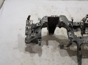 Ford Mustang Mach-E Mach-E (2020–2026) Traverse de tableau de bord LJ9BR04545AE - 3