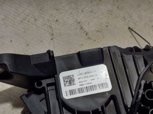 Ford Mustang Mach-E Mach-E (2020–2026) Gaasipedaal LJ9C9F836CA - 4