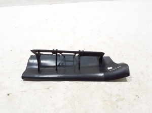 Ford Mustang Mach-E Mach-E (2020–2026) Muu osa kapoti all LJ8B18D395AB - 2