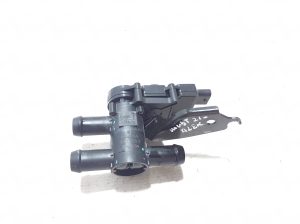 Ford Mustang Mach-E Mach-E (2020–2026) Auxiliary water pump LJ938C605BC - 3