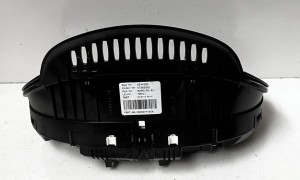 Instrument cluster - 235868804