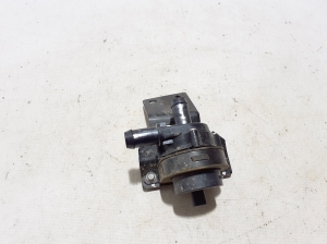 Ford Mustang Mach-E Mach-E (2020–2026) Auxiliary water pump LJ938C590EA - 3