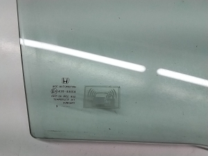 Honda CR-V (2006–2012) Esiukse klaas 73300SWYG00 - 5