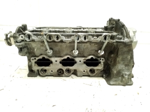 AUDI A7 (2010–2018) Cylinder head and its parts - 6