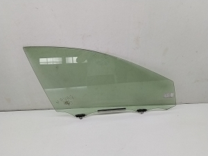 Fenster Scheibe Tür vorne - 6810142190