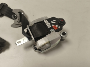 Hyundai i30 (2011–2017) Front seat belt 88810A6100 - 6