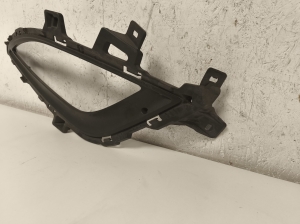 TOYOTA Prius W50 (2015–2020) Nebelscheinwerferabdeckung vorne 86563A6030 - 2