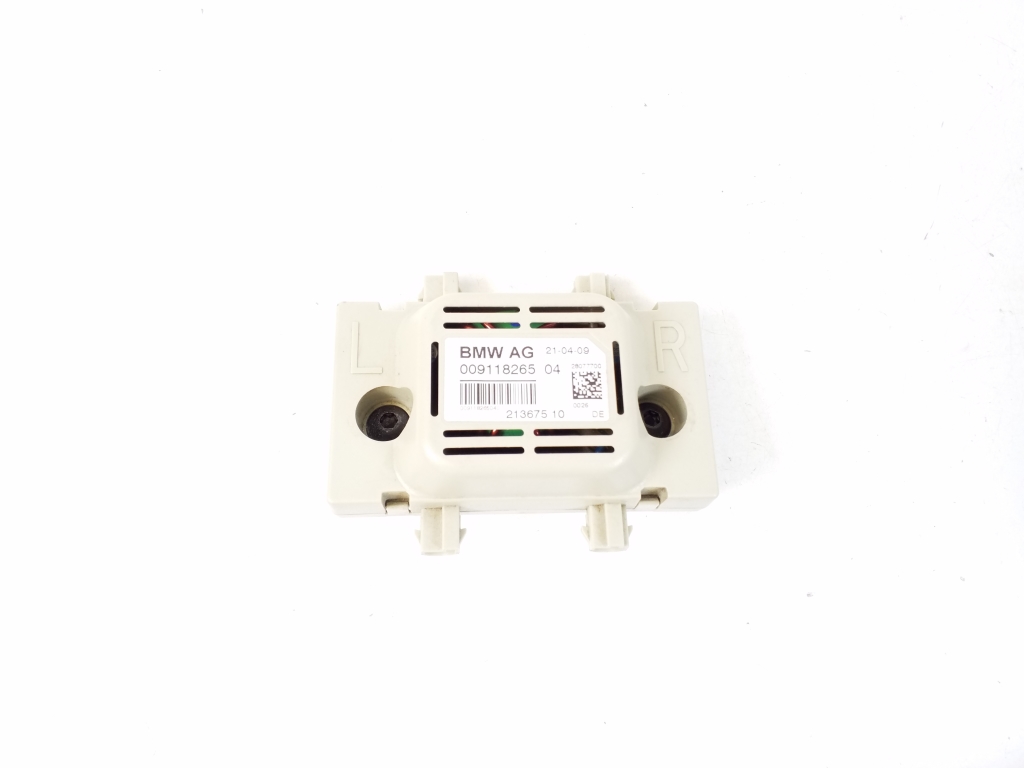 BMW 7 SERIJA F02 (2008–2015) Antenna amplifier 9118265 BMW 7 SERIJA F02 (2008–2015) Antenna amplifier 9118265