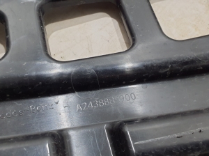 Mercedes Benz EQA H243 (2021–2026) Iluvõre kinnitus A2438885900 - 2