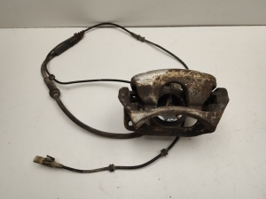 Mercedes Benz B-Class 246 (2011–2017) Front brake caliper A0004216481 - 3