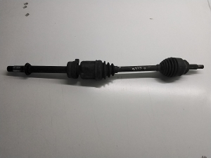 Arbre de transmission avant et ses composants - 3817A166