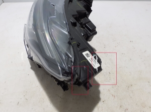 Ford Mustang Mach-E Mach-E (2020–2026) Esituli LJ8B13E015EE - 3