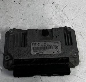 TOYOTA Auris E15 (2006–2012) Engine control unit 8966102E90 - 3