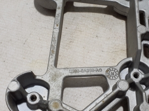 Ford Mustang Mach-E Mach-E (2020–2026) Engine bracket LJ986A999A0 - 3