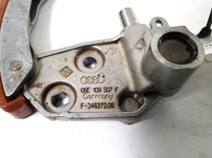AUDI A7 (2010–2018) Timing chain tensioner 06E109507F - 3