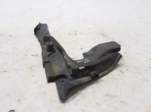 Ford Mustang Mach-E Mach-E (2020–2026) Kapotialune kate LJ8BR021A36AA - 2