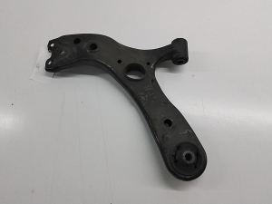 TOYOTA Prius W30/35 (2009–2015) Eesmine õõtshoob 4806947050 - 4