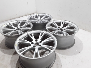 Tesla Model Y Y (2020–2026) Rim set - 4