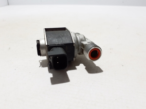 Ford Mustang Mach-E Mach-E (2020–2026) Klimaschlauch Ventil LJ9H19E881A - 2