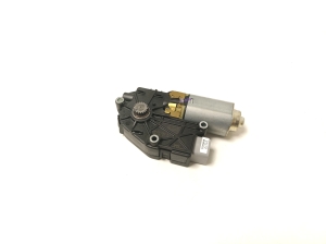   Katuseluugi mootor  - WR09C05AA 