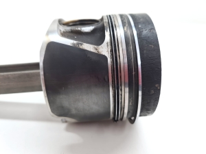 Piston et ses composants - 03L107065S
