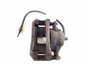 Honda CR-V (2012–2016) Front brake caliper - 2