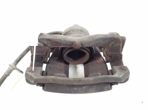 Honda CR-V (2012–2016) Front brake caliper - 3