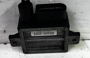 BMW 3 SERIES E90 (2004–2013) Glow plug relay 779800005 - 3