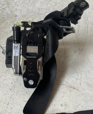Mercedes Benz GLC-Class 253 (2015–2019) Sicherheitsgurt vorne 635374900B - 2