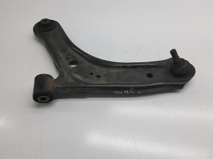 Bras de suspension avant - 4520261M00
