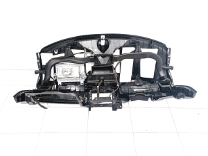 NISSAN Leaf II (2017–2026) Dashboard 682005SH0B - 5