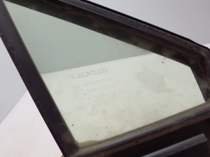 LEXUS NX H20 (2021–2026) Priekšējo durvju trīsstūra stikls 6812578070 - 3