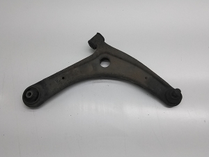 Mitsubishi Outlander (2012–2021) Querlenker vorne 4013A428 - 4