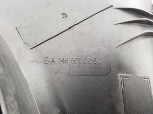 Mercedes Benz A-Class 176 (2012–2018) Dzesēšanas ventilators un tā daļas A2465000064 - 2