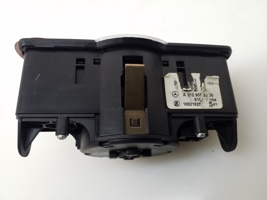 MERCEDES-BENZ GLK-Class X204 (2008-2015) Headlight Switch Control Unit A2129056800 20301948