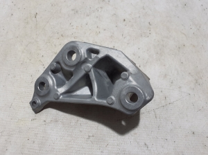 LEXUS NX H20 (2021–2026) Engine bracket 1231125120 - 2